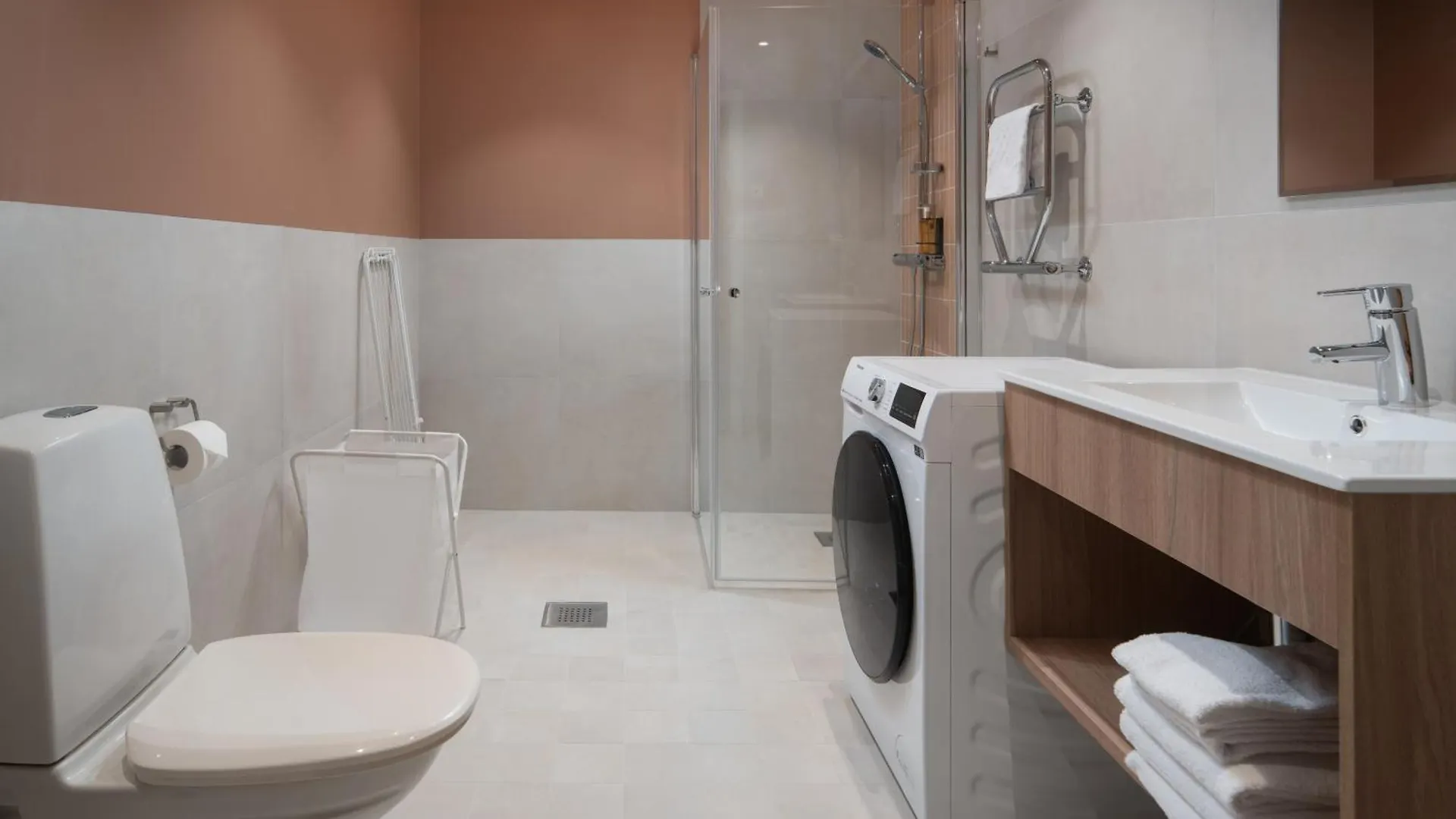 Sky Hotel Apartments, Stockholm