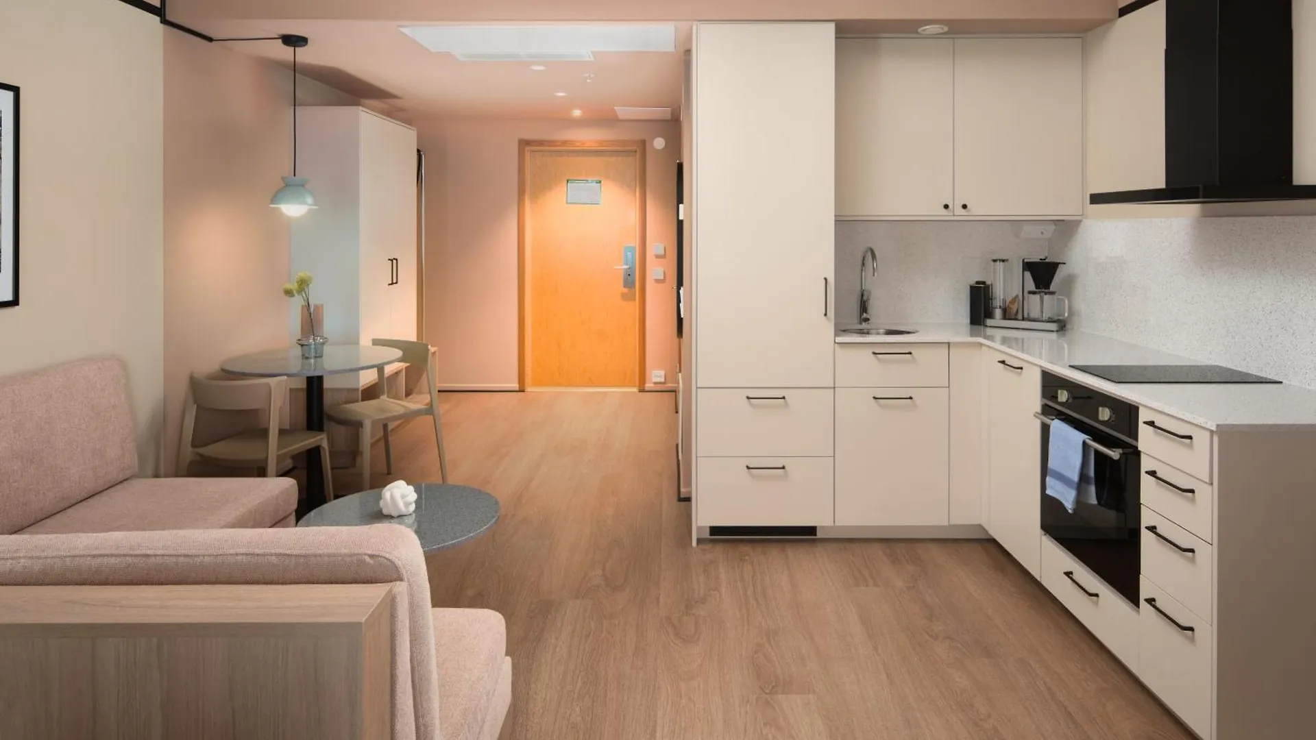 Sky Hotel Apartments, Stockholm