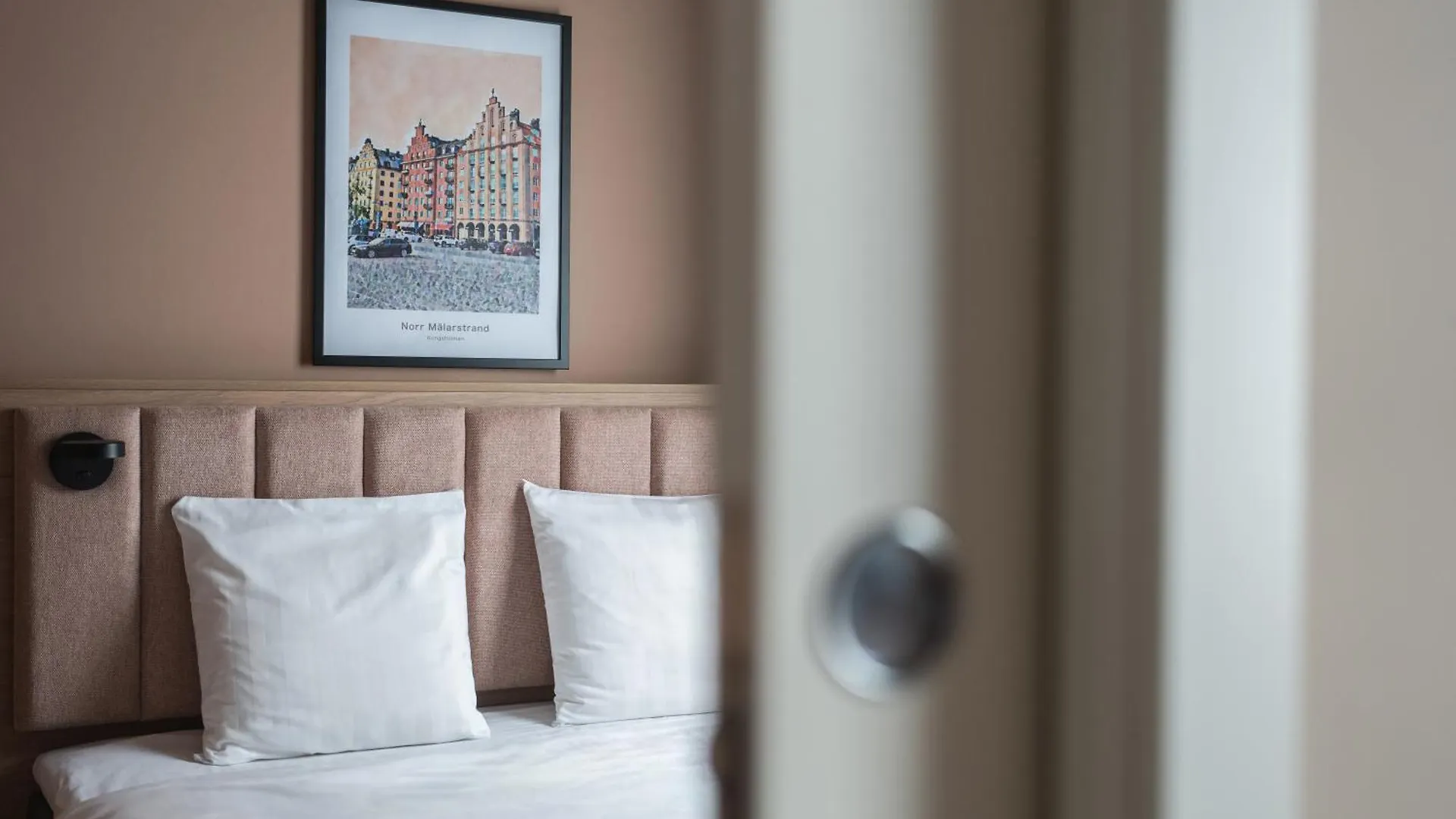 Sky Hotel Apartments, Stockholm